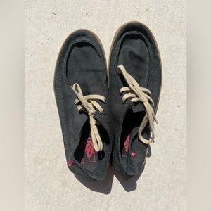 Vans Chukka shoes. Sz 9. Ultra Cush. Canvas. Vegan friendly!